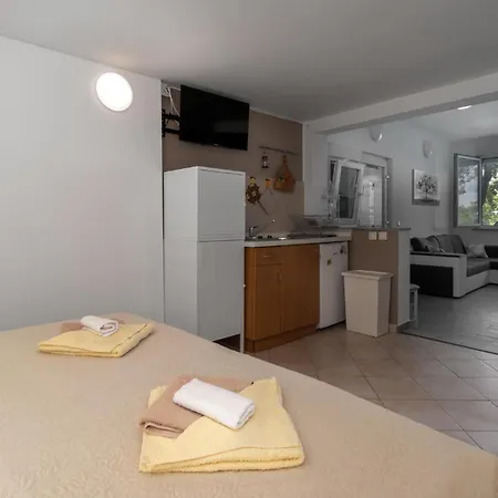Gorgeous In With Kitchen *