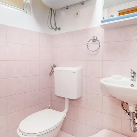 Gorgeous In With Kitchen קריקווניצה